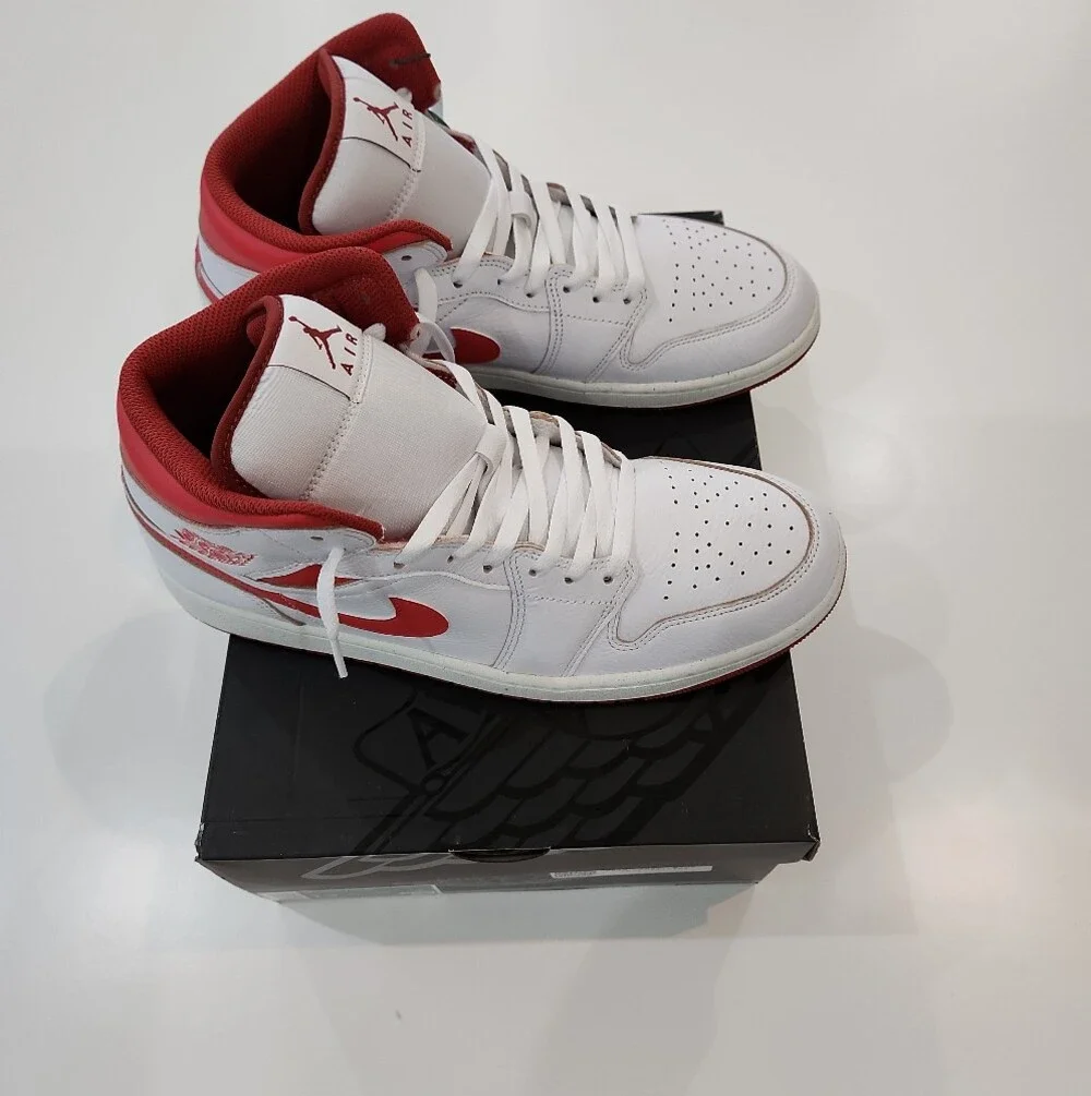 Jordan 1 Mid SE Dune Red Men's 12